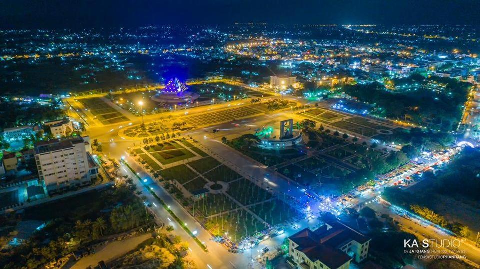 Khách sạn Ánh Đông Phan Rang Exterior foto